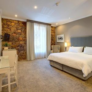 Zimmer mit Queensize-Bett